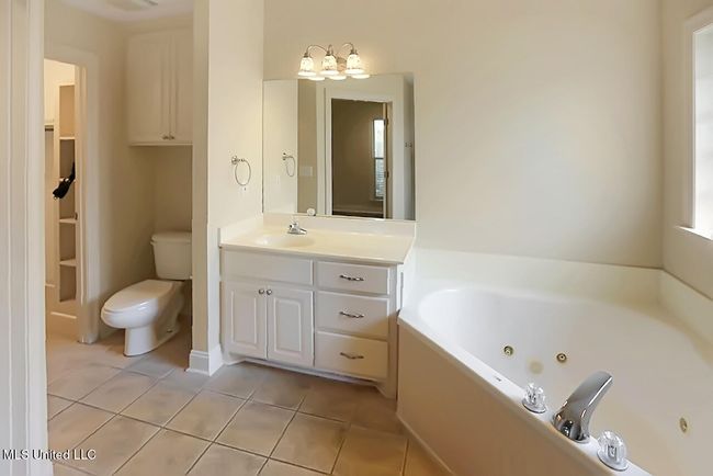 503 W Abbey Pl - 5 | Image 19