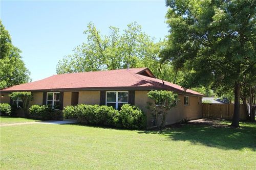 1213 W Tarrant Rd, Grand Prairie, TX, 75050-3117 | Card Image