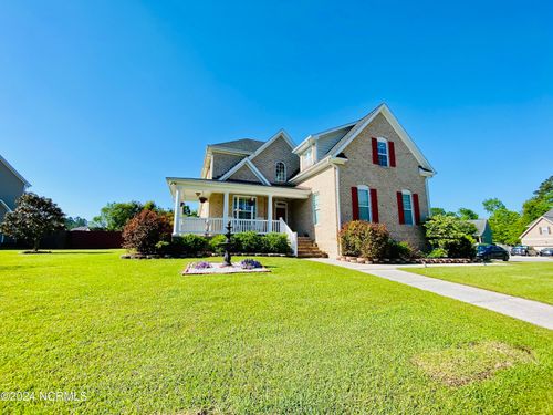704 Stagecoach Dr, Jacksonville, NC, 28546-8680 | Card Image