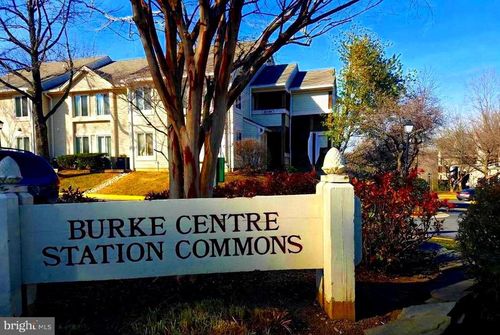 1-10330 Luria Commons Ct, BURKE, VA, 22015-2822 | Card Image