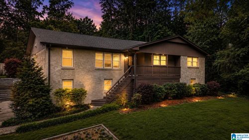 3536 Valley Cir, Vestavia, AL, 35243-4604 | Card Image