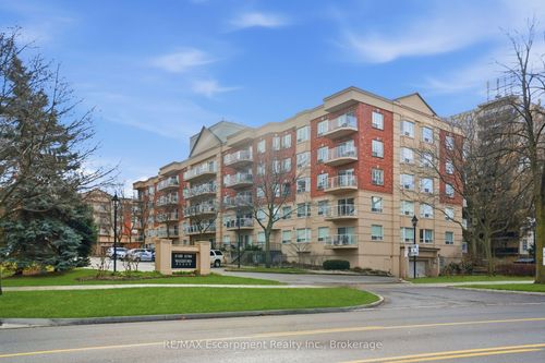 310-5188 Lakeshore Rd, Burlington, ON, L7L6P4 | Card Image