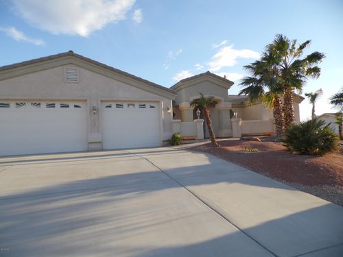 3090 Applewood Dr, Lake Havasu City, AZ, 86404-2379 | Card Image