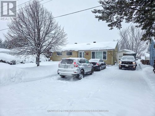 53 Tenth Ave, Englehart, ON, P0J1H0 | Card Image