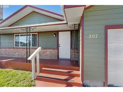 207 E Court St, Goldendale, WA, 98620 | Card Image