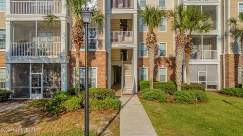 3302-11251 Campfield Dr, JACKSONVILLE, FL, 32256-3912 | Card Image