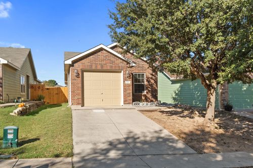 836 Village Point Ln, Fort Worth, TX, 76108-4616 | Card Image