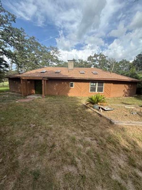 64 Golfview Dr, Hilltop Lakes, TX, 77871 | Card Image