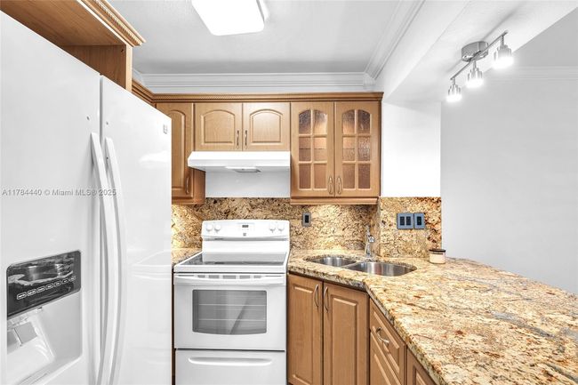APT-16108 - 2170 W 60 Th St, Condo with 1 bedrooms, 1 bathrooms and null parking in Hialeah FL | Image 16
