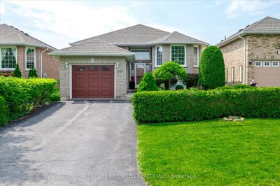 1329 White Cres, House other with 2 bedrooms, 3 bathrooms and 5 parking in Peterborough ON | Image 1