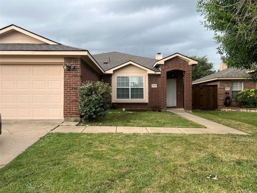 1050 Port Aransas Dr, Little Elm, TX, 75068-5458 | Card Image