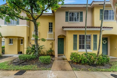 1952 Sw 60th Ter, North Lauderdale, FL, 33068-4627 | Card Image
