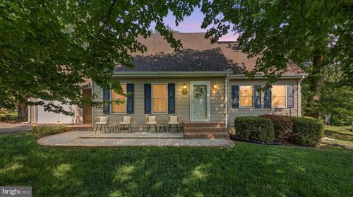 112 Valley Ct, SHEPHERDSTOWN, WV, 25443-5072 | Card Image