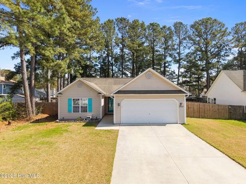 103 Tanbark Dr, Jacksonville, NC, 28546-9368 | Card Image