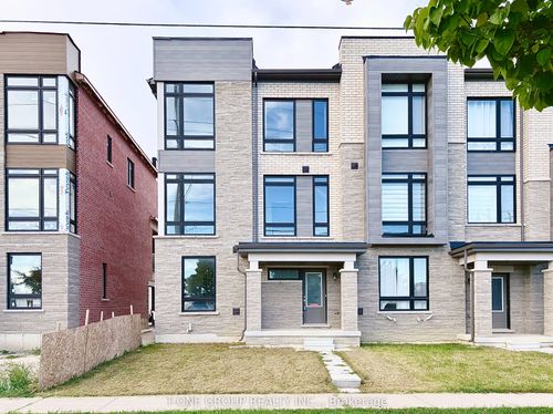110 Blick Crescent, Aurora, ON, L4G7B6 | Card Image