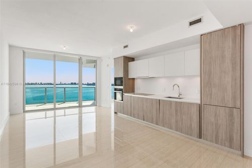 unit-1506-2900 Ne 7th Ave, Miami, FL, 33137-4398 | Card Image