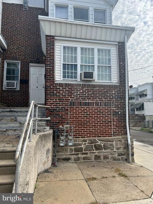 539 Van Kirk St, Philadelphia, PA, 19120-1230 | Card Image