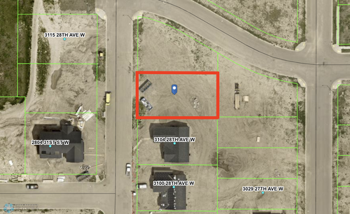 2 28th Ave E, Williston, ND, 58801 | Card Image
