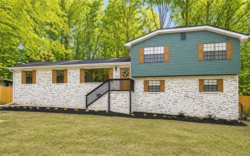 8310 Creek St, Jonesboro, GA, 30236-3923 | Card Image