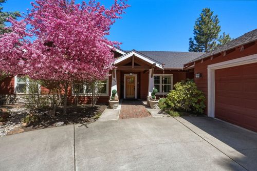 2964 Nw Fairway Heights Dr, Bend, OR, 97703-8334 | Card Image