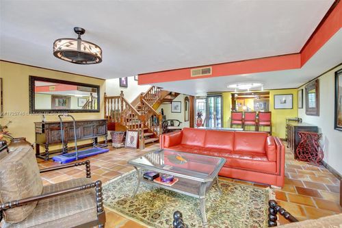 20606-20606 Ne 7th Ct, Miami, FL, 33179-2419 | Card Image