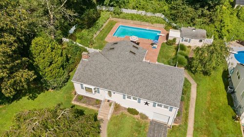 43 Dimmock Rd, Waterford, CT, 06385-3804 | Card Image