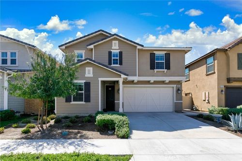 2832 E Howlett Ln, Ontario, CA, 91762-7367 | Card Image