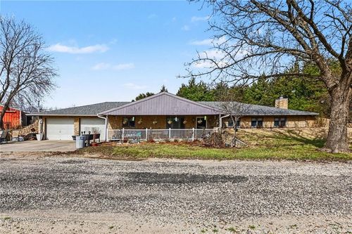 12975 238th St, Linwood, KS, 66052-4202 | Card Image