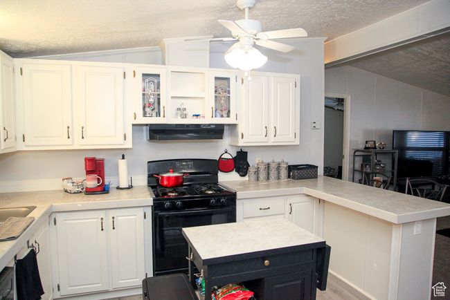 476 W 725 N, House other with 3 bedrooms, 2 bathrooms and 4 parking in Logan UT | Image 16