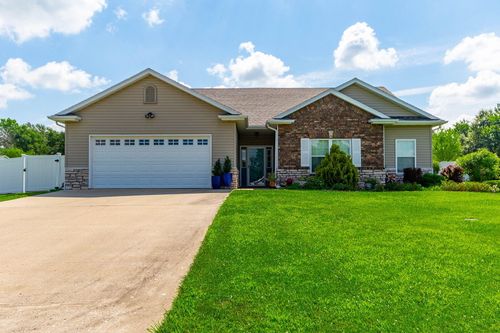 7012 Greenwood Hls, Fulton, MO, 65251-6394 | Card Image