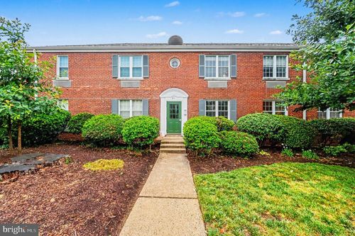d-211 E Glebe Rd, ALEXANDRIA, VA, 22305-3018 | Card Image