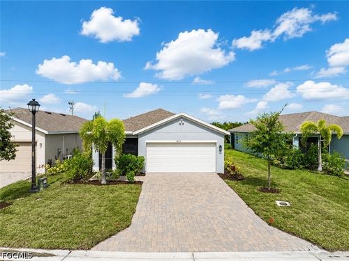 2872 Star Coral Dr, NORTH FORT MYERS, FL, 33903-1491 | Card Image