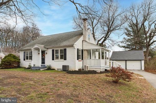 332 Beacon Light Rd, PARKESBURG, PA, 19365-2122 | Card Image