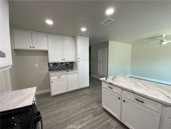 1421 Lanfair St, House other with 4 bedrooms, 2 bathrooms and 2 parking in Redlands CA | Image 8
