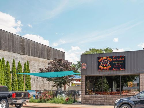 113 S Main St, Lake City, MI, 49651-5101 | Card Image