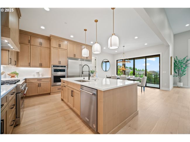 Kitchen | Image 13