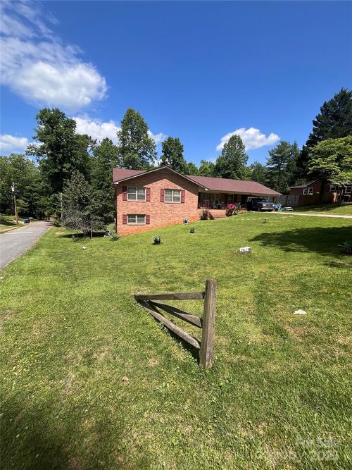 345 Elizabeth Ave, Forest City, NC, 28043-3210 | Card Image