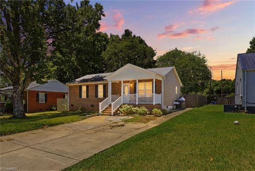 255 W 7th Street, Lexington, NC, 27295 | Card Image