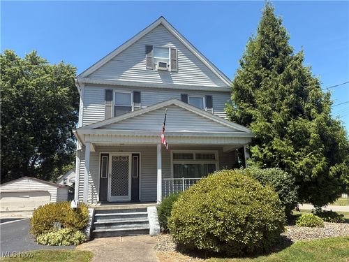 218 Cherry Ave, Niles, OH, 44446-2554 | Card Image