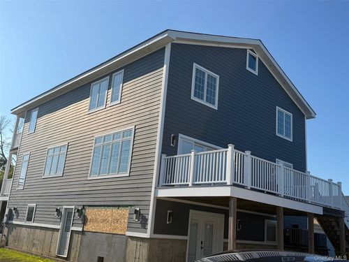 7 East Blvd, East Rockaway, NY, 11518-2621 | Card Image