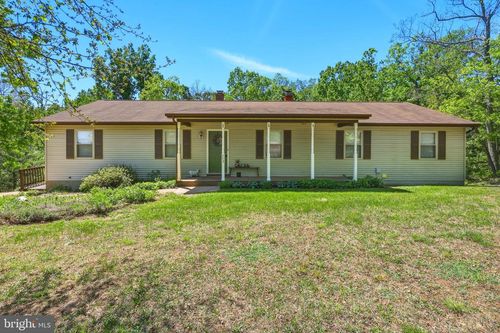 553 Mount Of Olives Trl, FORT VALLEY, VA, 22652-2984 | Card Image