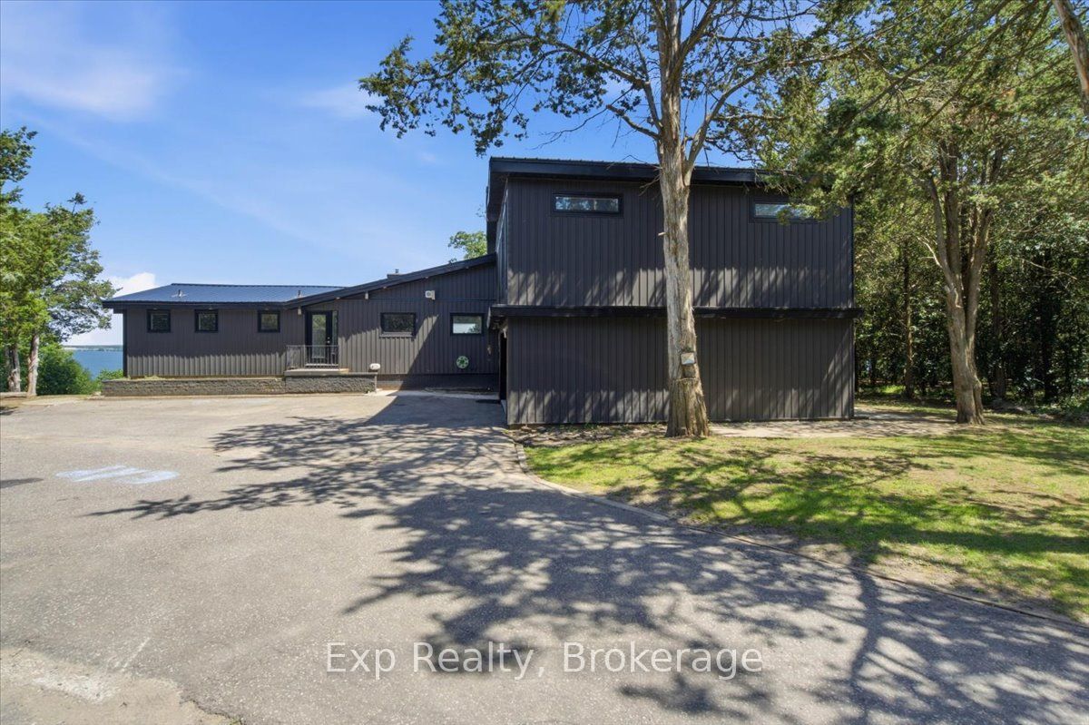 Residential in Prince Edward County 2