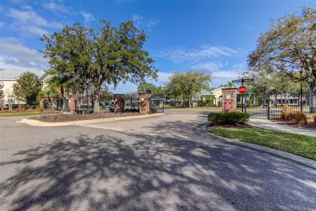 26642 Castleview Way, Townhouse with 3 bedrooms, 2 bathrooms and null parking in Wesley Chapel FL | Image 44