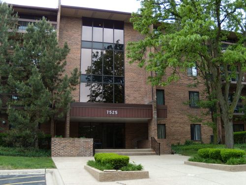 apt-109-7525 Nantucket Dr, Darien, IL, 60561-4717 | Card Image