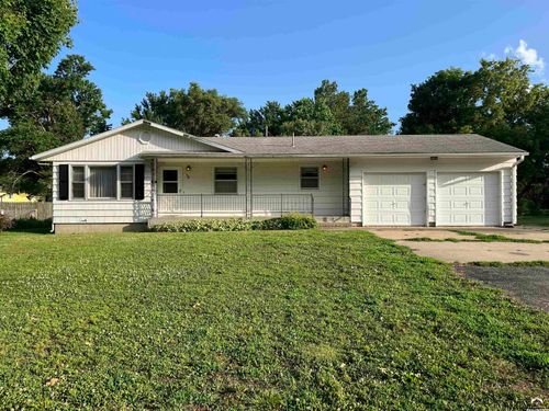 108 W Bridge St, Perry, KS, 66073-4160 | Card Image