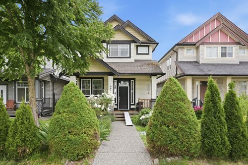 6814 192 St, Surrey, BC, V4N0B5 | Card Image