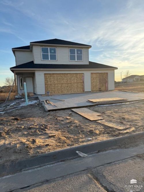 2505 Karen Ln, Junction City, KS, 66441-2884 | Card Image