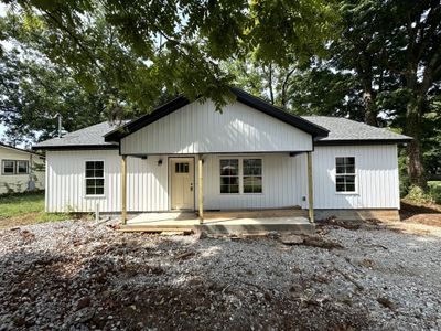 414 S Vine St, House other with 3 bedrooms, 2 bathrooms and null parking in Winchester TN | Image 1