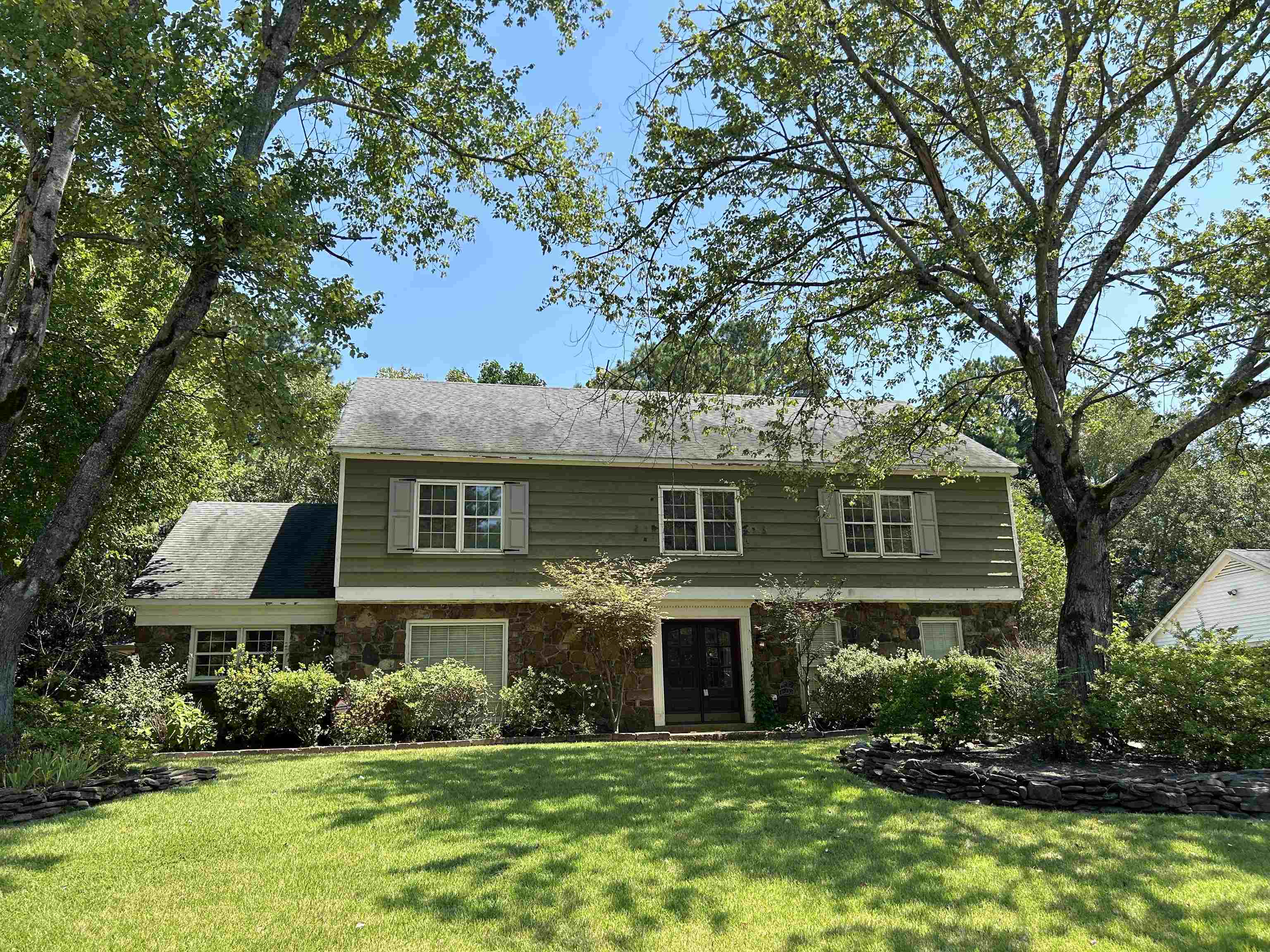 Kirby Pkwy, Memphis, TN 38119