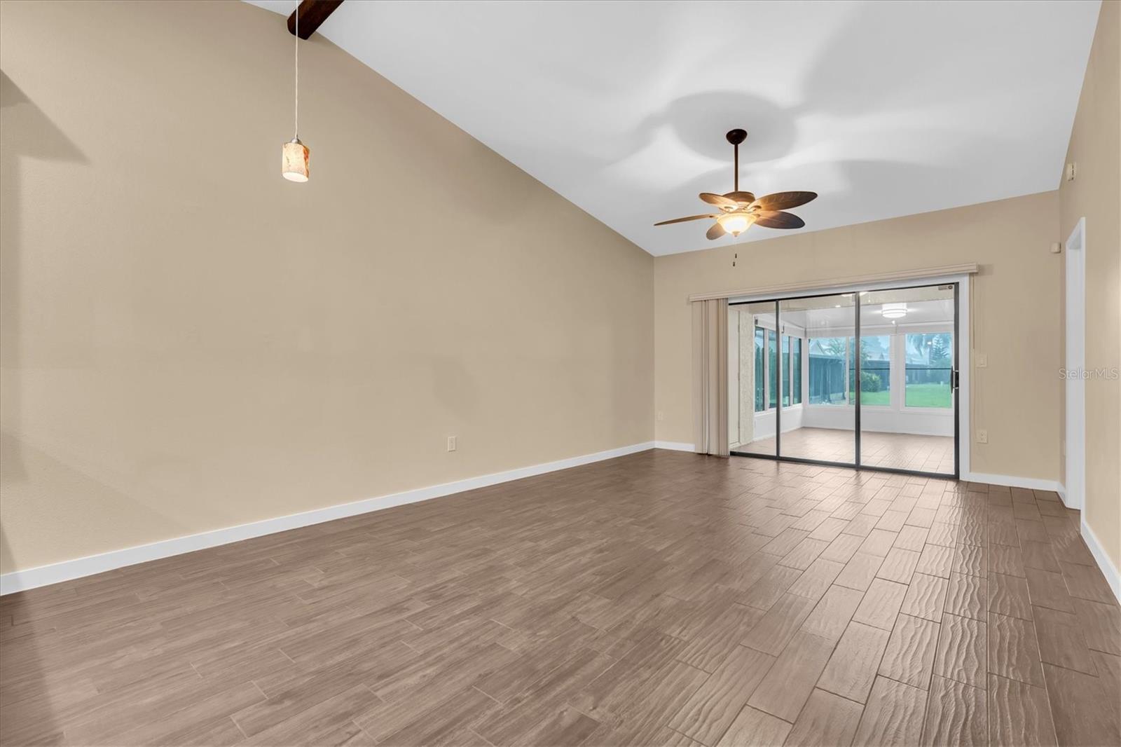 Residential Lease in TARPON SPRINGS 5